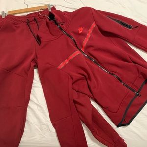 Rare Burgundy Nike Tech Suit